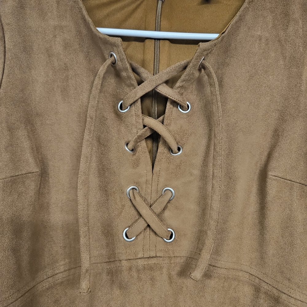 Express size 2 camel brown suede cross laced v neck lined zip up mini dress - Picture 4 of 7